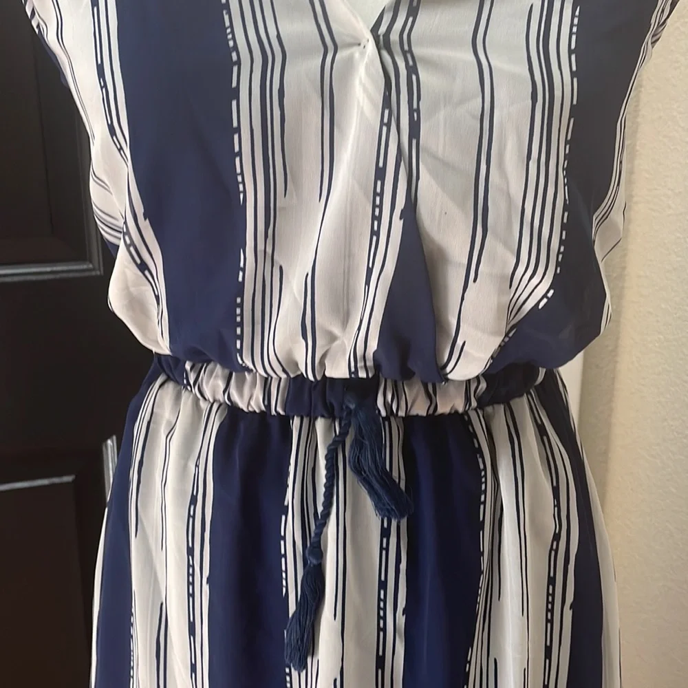 Summer Maxi Dress - Picture 2 of 5